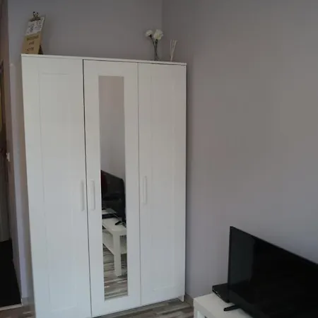 Red Apartament Apartment